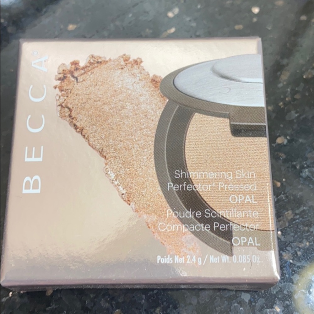 Becca Shimmering Highlighter